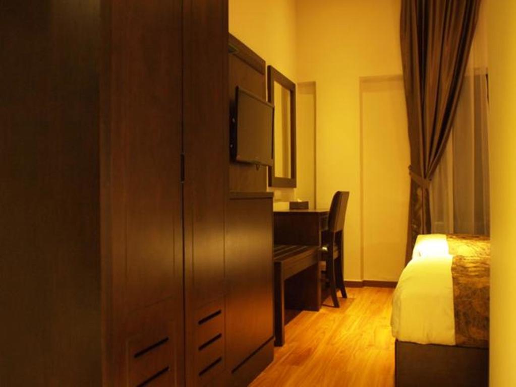 Castello Hotel Kulai Buitenkant foto